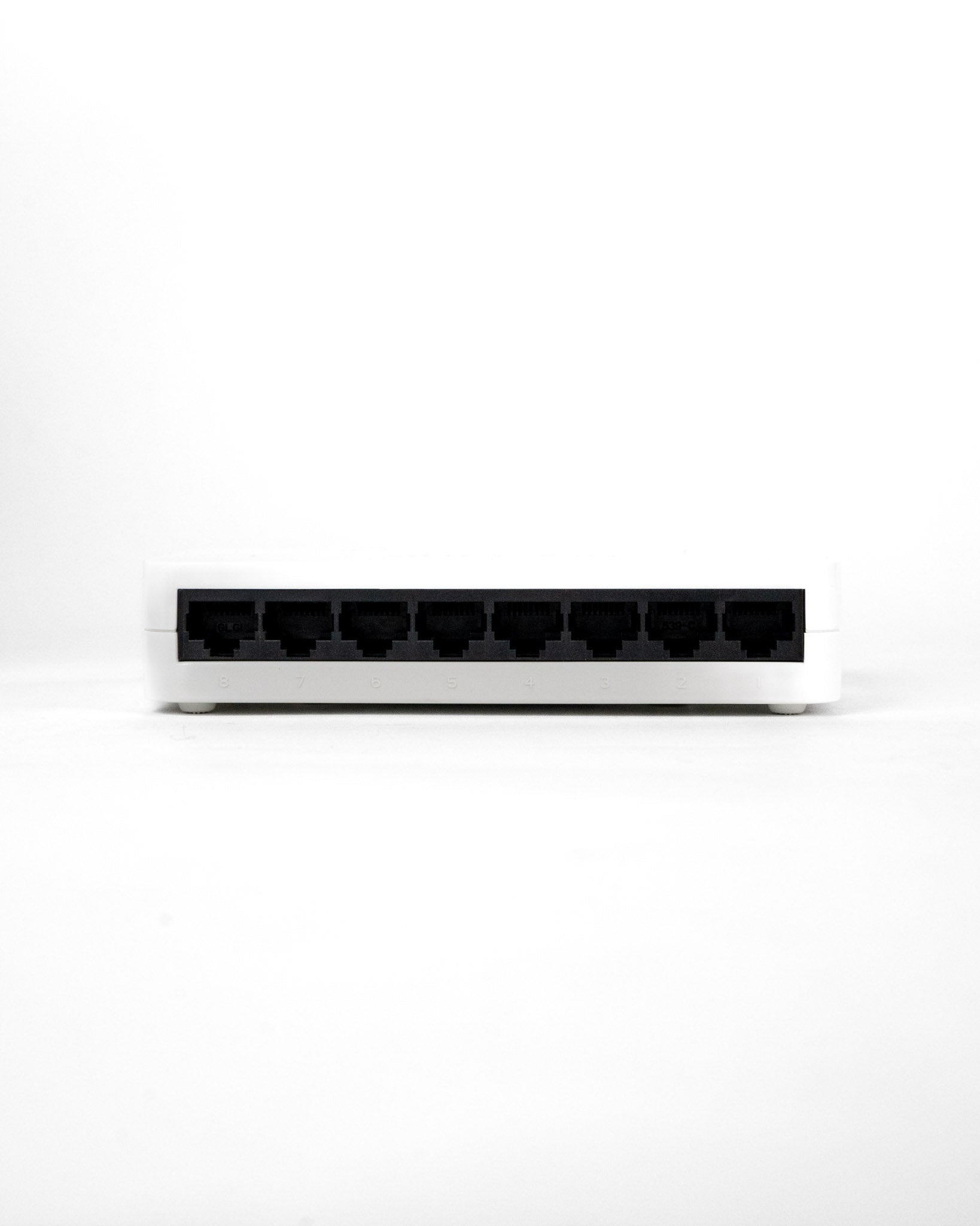 MT-SG1008 8 Port Gigabit Desktop Switch plastic case-1 Year Official Warranty